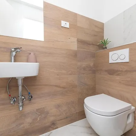 Beautiful In Okrug Gornji With Sauna Holiday home