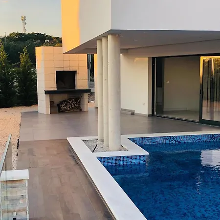 Holiday home Beautiful In Okrug Gornji With Sauna *